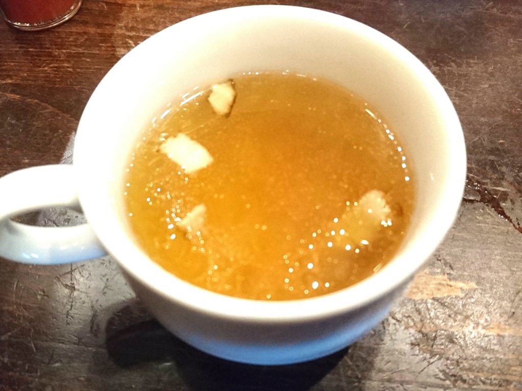 シェーキーズプラザハウス店沖縄市久保田のスープ
