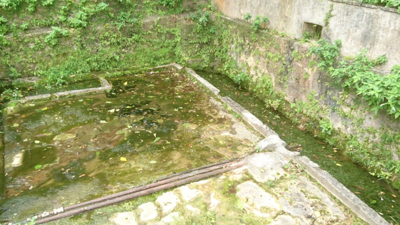 沖縄市室川の室川井（ムルカーガー）
