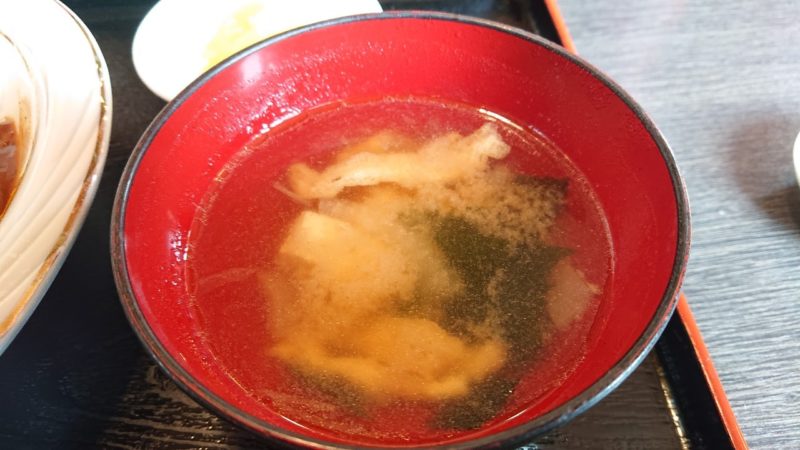 食堂サムウェイ沖縄市古謝の味噌汁