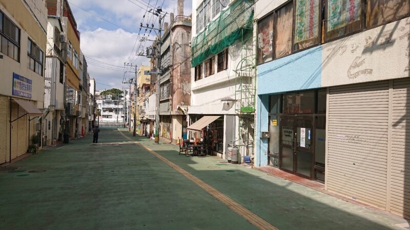 DowntownDonuts(ダウンタウンドーナツ)沖縄市照屋銀天街の外観